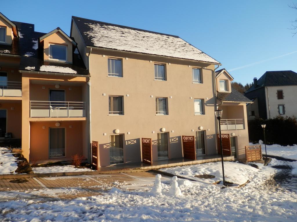Апарт отель Aux Balcons Du Sancy Picherande Экстерьер фото